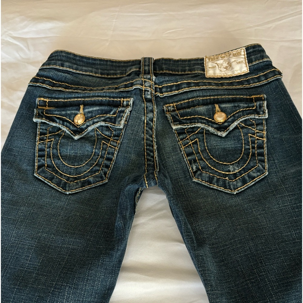 True Religion Disco Billy Big “T” Women’s size 26 X 29 Blue Med-Wash W/Crystal